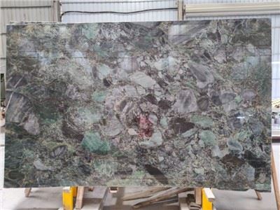 Pollock Green Granite Slab